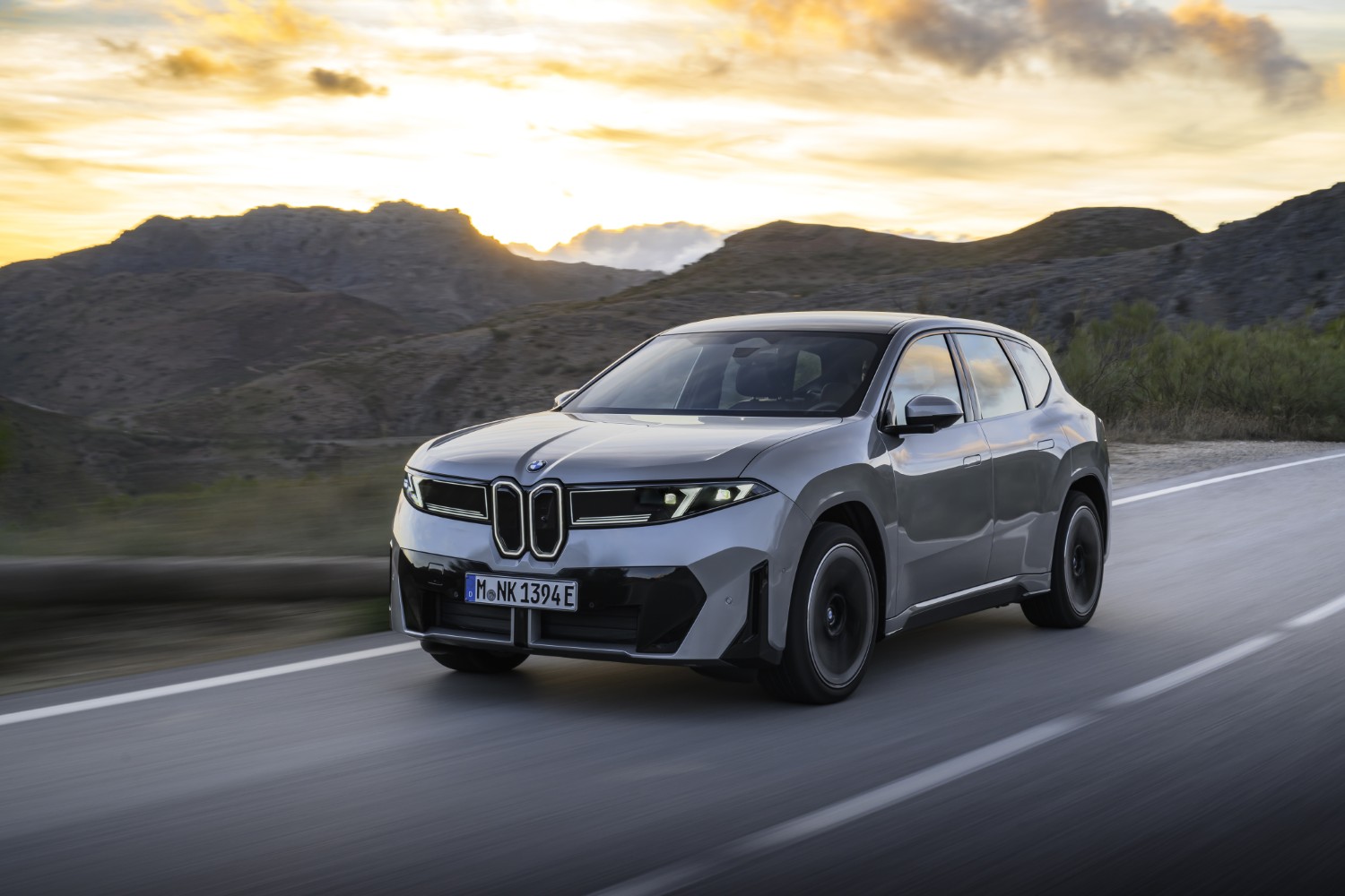 &Eta; BMW &sigma;&alpha;&rho;ώ&nu;&epsilon;&iota; &tau;&alpha; &delta;&iota;&epsilon;&theta;&nu;ή &beta;&rho;&alpha;&beta;&epsilon;ί&alpha; &mu;&epsilon; &pi;&rho;&omega;&tau;&alpha;&gamma;&omega;&nu;&iota;&sigma;&tau;ή &tau;&eta; &nu;έ&alpha; iX3