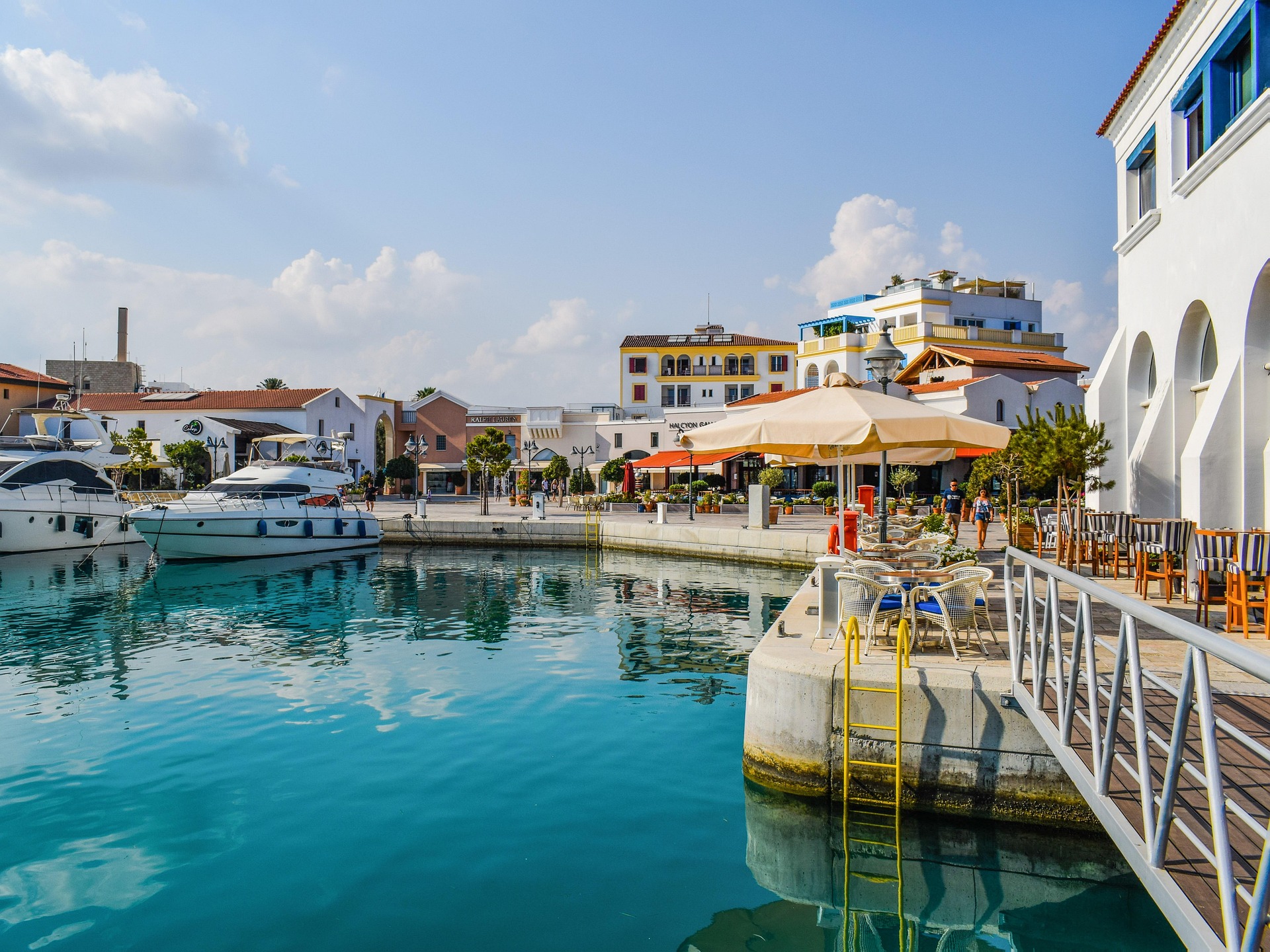 &Tau;&rho;&iota;ή&mu;&epsilon;&rho;&omicron; &epsilon;&kappa;&delta;&eta;&lambda;ώ&sigma;&epsilon;&omega;&nu; &mu;&epsilon; &tau;&omicron;&nu; &laquo;&Pi;ά&mu;&pi;&omicron;&rho;&omicron;&raquo; &sigma;&tau;&omicron;&nu; &Kappa;&alpha;&tau;&alpha;&kappa;&lambda;&upsilon;&sigma;&mu;ό &Lambda;&epsilon;&mu;&epsilon;&sigma;&omicron;ύ