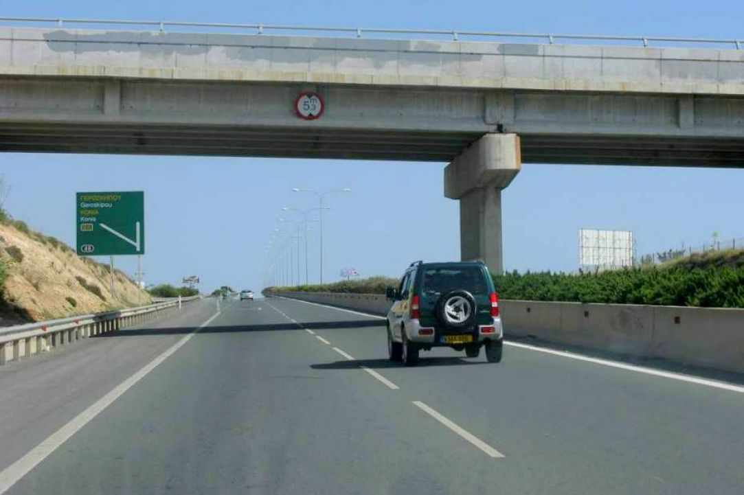 Κλείνει λωρίδα στη γέφυρα Κουρίου για επιθεώρηση Κλείνει λωρίδα στη γέφυρα Κουρίου για επιθεώρηση