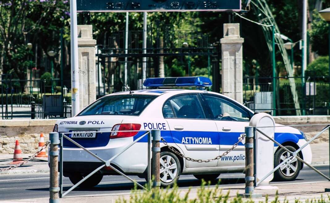 ΛΕΜΕΣΟΣ: Συμπλοκή περίπου 30 προσώπων – Παρενέβη με αντιοχλαγωγικό σπρέι η Αστυνομία ΛΕΜΕΣΟΣ: Συμπλοκή περίπου 30 προσώπων – Παρενέβη με αντιοχλαγωγικό σπρέι η Αστυνομία